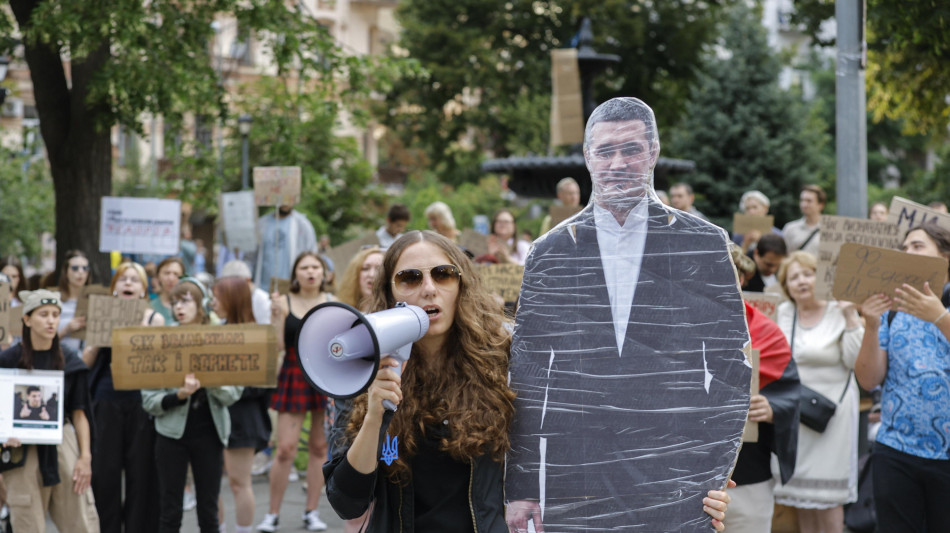 Fedorov chiede elezioni in Ucraina, 'democrazia non sia ostaggio della Russia'
