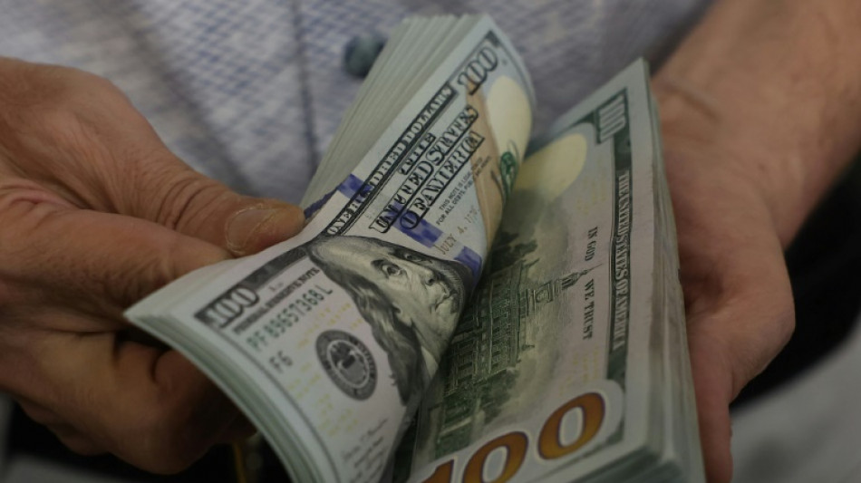 Markets retreat but traders confident of Fed rate hikes ending