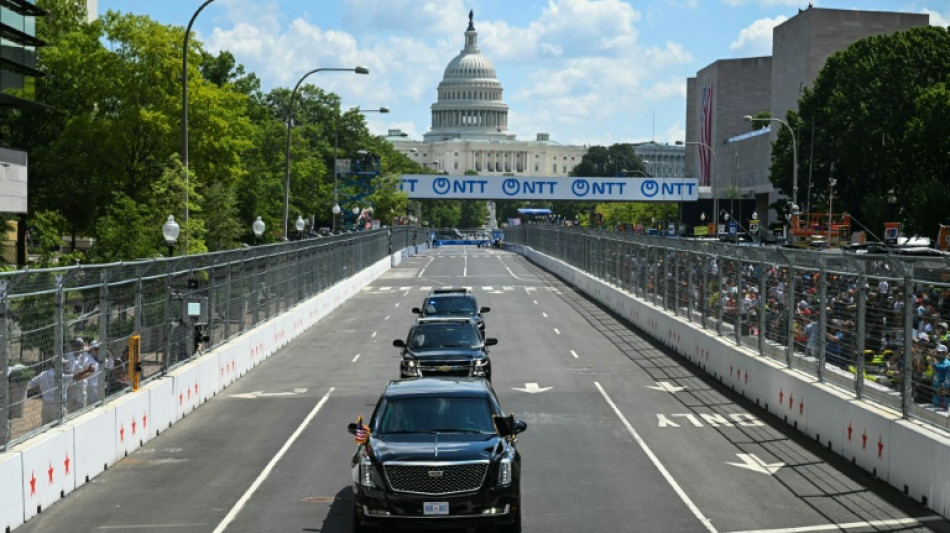 Trump au premier rang d'un grand prix automobile dans les rues de Washington