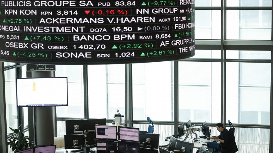 Borsa: in Europa tonfo aerei low cost, Easyjet -3,6%