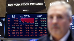 Wall Street apre con un tonfo, Dj -3,25%, Nasdaq sfiora -4%
