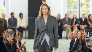 Da Jil Sander sfila l'uniforme della vulnerabilit&agrave;