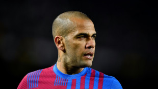 Dani Alves, ex-star du Bar&ccedil;a, condamn&eacute; &agrave; quatre ans et demi de prison pour viol