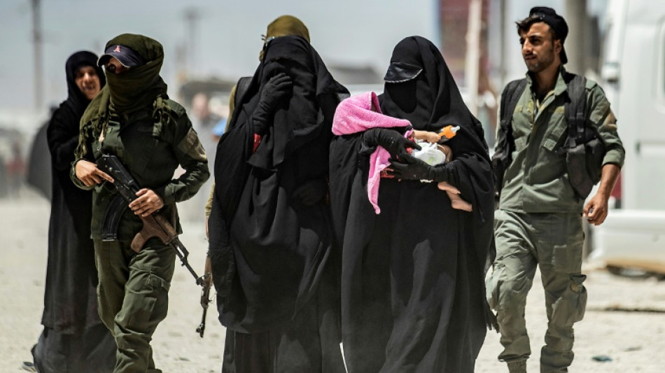 15 franz&ouml;sische Frauen und 40 Kinder aus Lagern in Syrien zur&uuml;ckgeholt