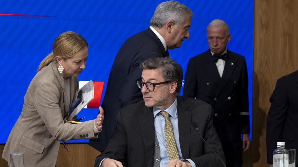 Giorgetti, 'abbiamo riportato bilancio in avanzo primario'