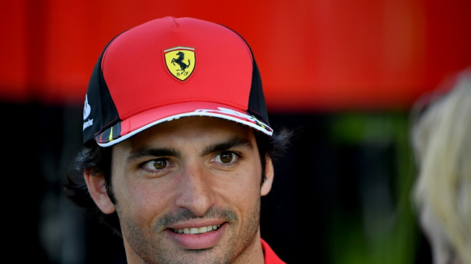 Carlos Sainz renueva con Ferrari hasta 2024